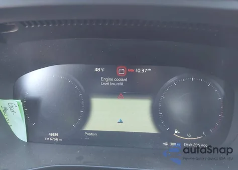 2022 Volvo Xc40 T5 R-Design from USA, damaged, VIN YV4162UM2N2665177